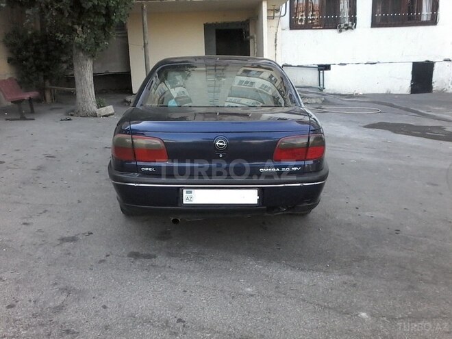 Opel Omega 1995, 255,000 km - 2.0 l - Bakı