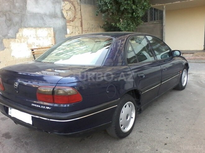 Opel Omega 1995, 255,000 km - 2.0 l - Bakı