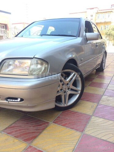 Mercedes C 180 1998, 320,000 km - 1.8 l - Bakı