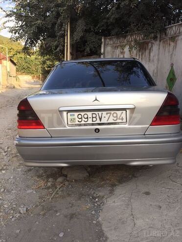 Mercedes C 220 1999, 250,000 km - 0.2 l - Şəki