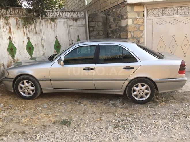 Mercedes C 220 1999, 250,000 km - 0.2 l - Şəki