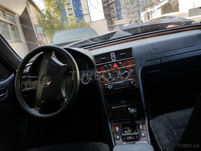 Mercedes C 180 1999, 215 km - 1.8 l - Bakı
