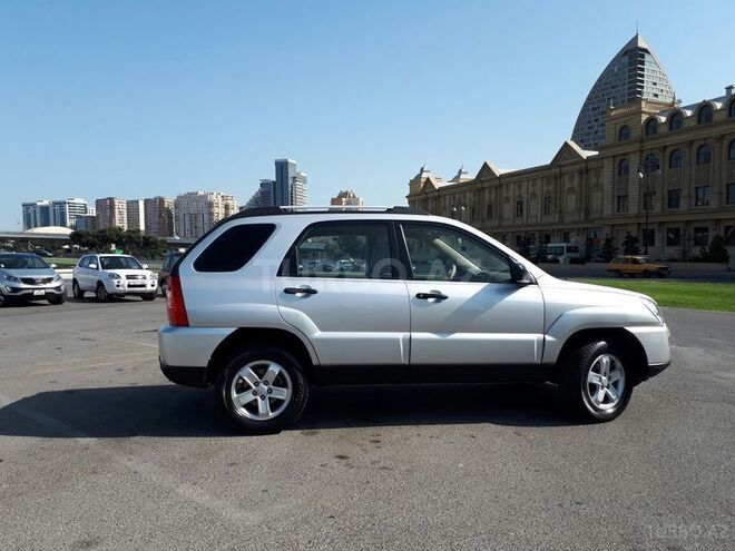 Kia Sportage 2008, 92,000 km - 2.0 l - Bakı
