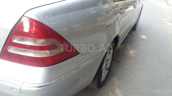 Mercedes C 240 2001, 275,915 km - 2.6 l - Mingəçevir