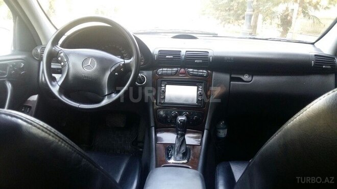 Mercedes C 240 2001, 275,915 km - 2.6 l - Mingəçevir