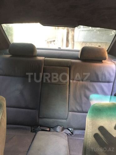 BMW 320 2002, 153,000 km - 2.2 l - Bakı