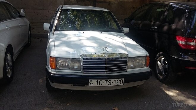 Mercedes 190 1991, 140,000 km - 2.0 l - Bakı