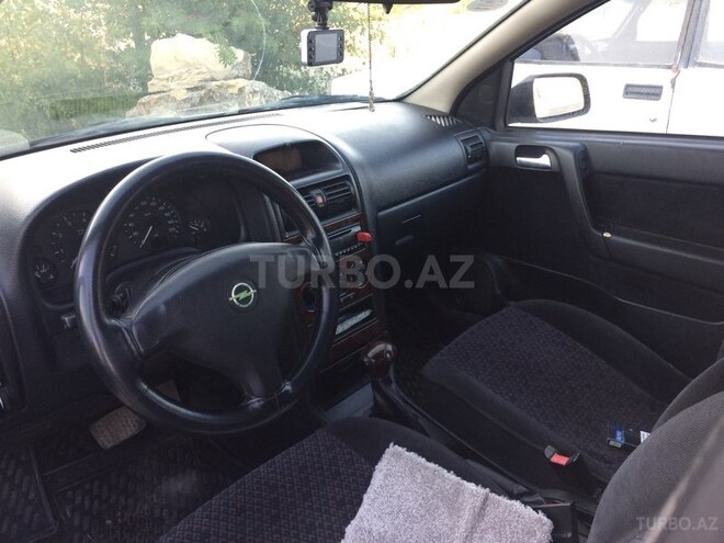 Opel Astra 1998, 320,000 km - 1.6 l - Qobustan