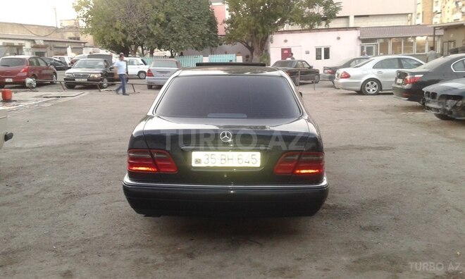 Mercedes E 320 1998, 250,000 km - 0.2 l - Bakı