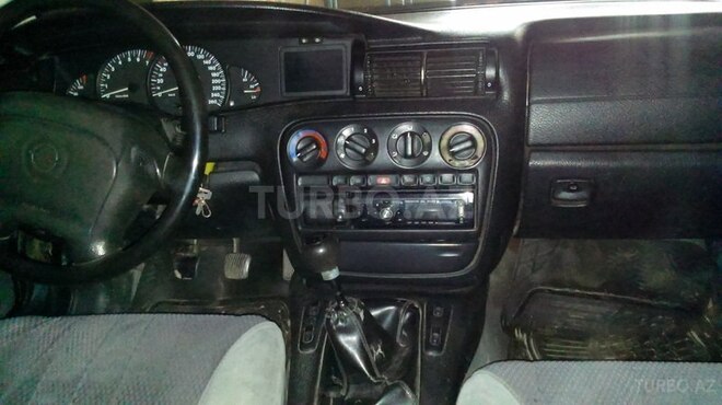 Opel Omega 1994, 296,738 km - 2.0 l - Gəncə