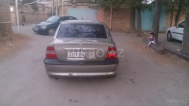 Opel Vectra 1997, 395,000 km - 1.6 l - Bakı