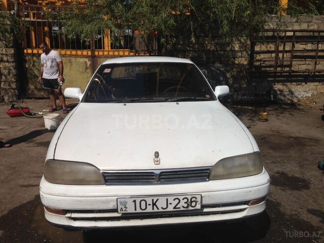 Toyota Camry 1990, 170,000 km - 2.0 л - Bakı