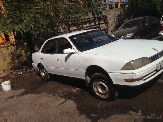 Toyota Camry 1990, 170,000 km - 2.0 л - Bakı
