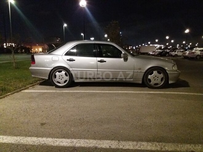 Mercedes C 240 1998, 238,000 km - 2.4 l - Bakı