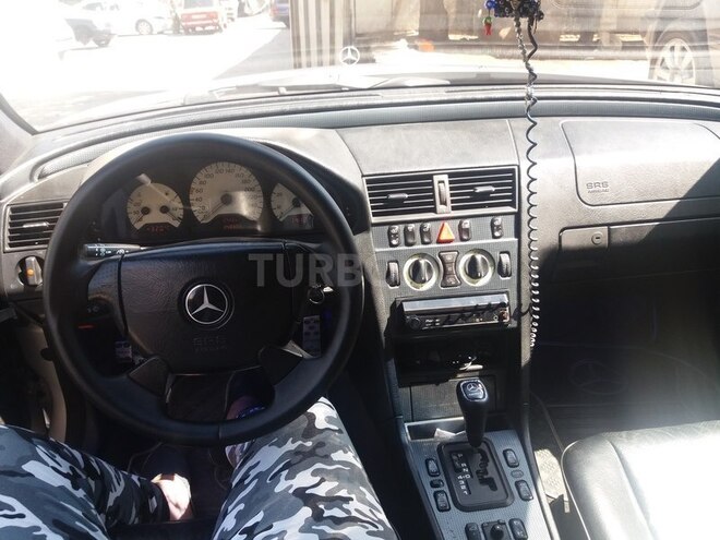 Mercedes C 240 1998, 238,000 km - 2.4 l - Bakı