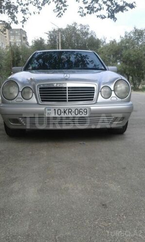 Mercedes E 240 1998, 286,820 km - 2.4 l - Bakı
