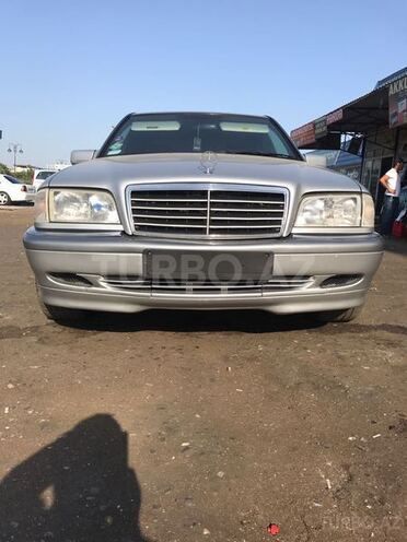Mercedes C 230 2000, 180,000 km - 0.2 l - Bakı