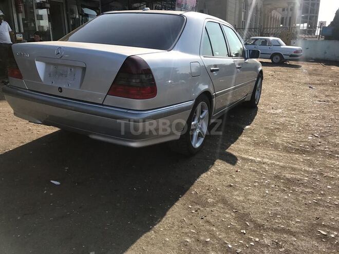 Mercedes C 230 2000, 180,000 km - 0.2 l - Bakı