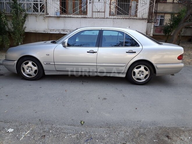 Mercedes E 240 1998, 296,500 km - 2.4 l - Bakı