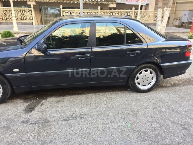 Mercedes C 180 1999, 218,300 km - 1.8 l - Bakı