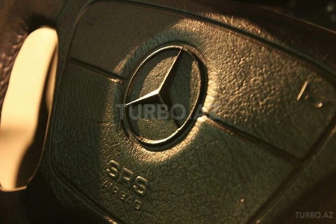 Mercedes E 240 1998, 213,158 km - 2.4 l - Bakı