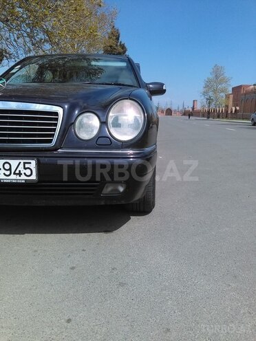 Mercedes E 240 1998, 213,158 km - 2.4 l - Bakı