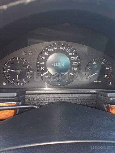 Mercedes E 220 2006, 273,000 km - 2.2 л - Bakı