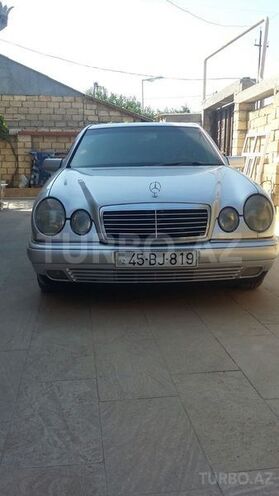 Mercedes E 230 1996, 256,000 km - 2.3 l - Bakı