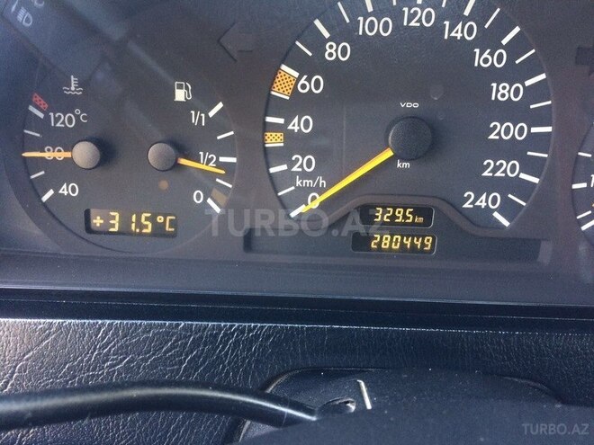 Mercedes C 180 2000, 241,000 km - 1.8 l - Bakı