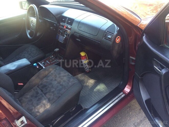 Mercedes C 180 2000, 241,000 km - 1.8 l - Bakı
