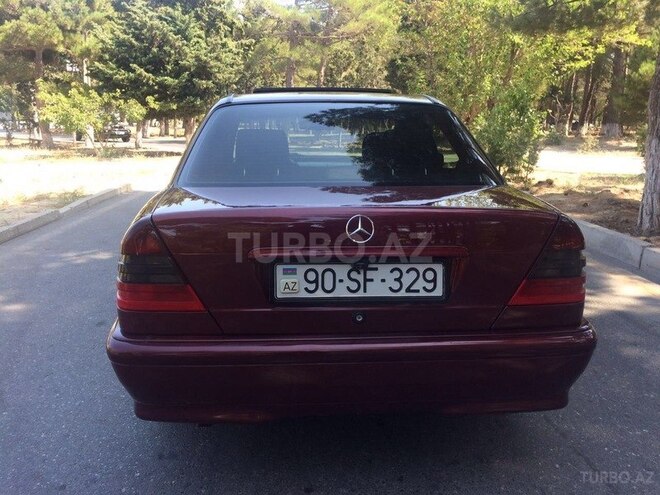 Mercedes C 180 2000, 241,000 km - 1.8 l - Bakı