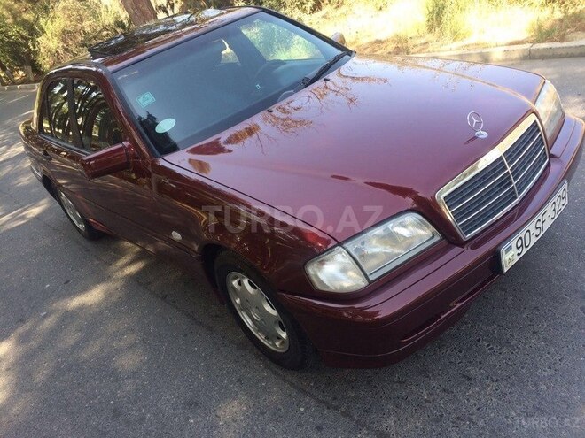 Mercedes C 180 2000, 241,000 km - 1.8 l - Bakı