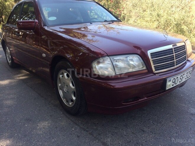 Mercedes C 180 2000, 241,000 km - 1.8 l - Bakı