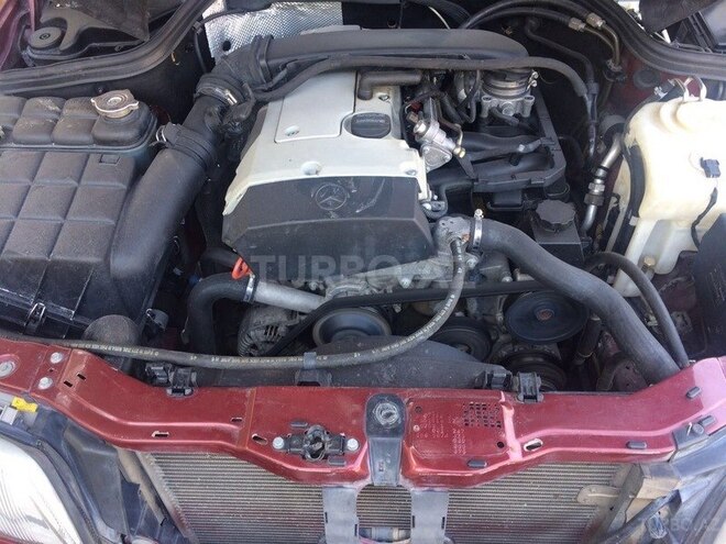 Mercedes C 180 2000, 241,000 km - 1.8 l - Bakı