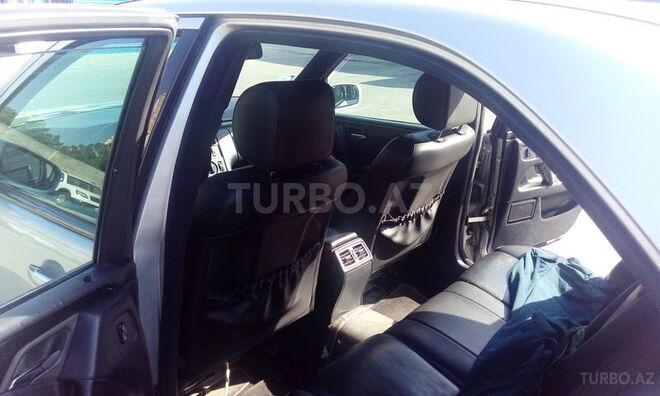 Mercedes E 230 1996, 300,000 km - 2.3 l - Sumqayıt