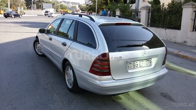 Mercedes C 220 2001, 231,211 km - 2.2 l - Bakı