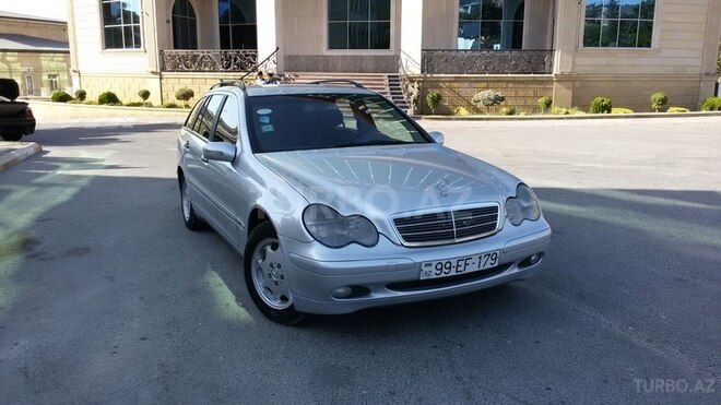 Mercedes C 220 2001, 231,211 km - 2.2 l - Bakı