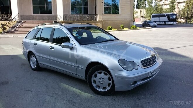 Mercedes C 220 2001, 231,211 km - 2.2 l - Bakı