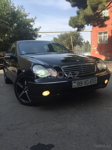 Mercedes C 200 2002, 272,000 km - 2.0 l - Bakı