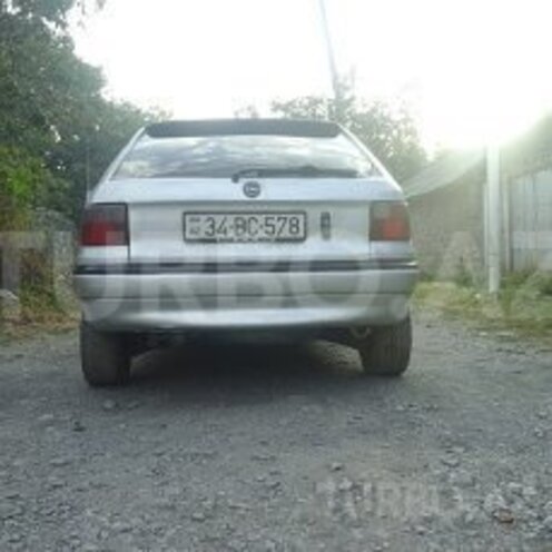 Opel Astra 1992, 210,000 km - 1.8 l - Qax