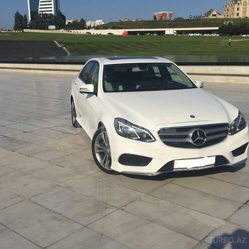 Mercedes E 350 2013, 53,000 km - 3.5 l - Bakı