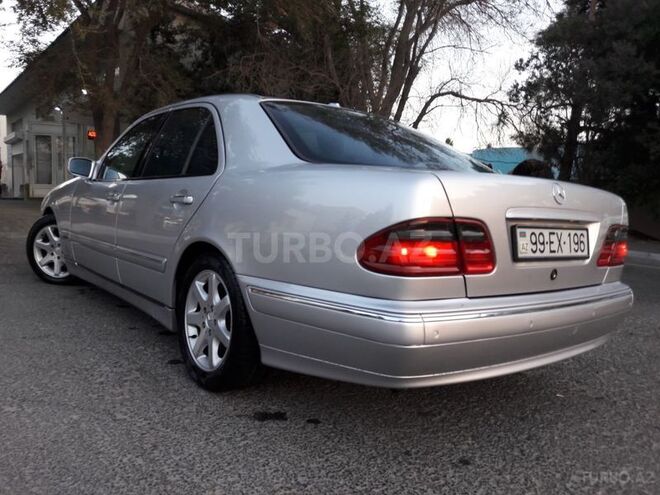 Mercedes E 320 2000, 267,000 km - 3.2 l - Bakı