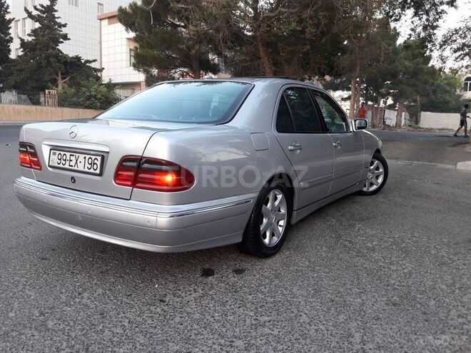 Mercedes E 320 2000, 267,000 km - 3.2 l - Bakı