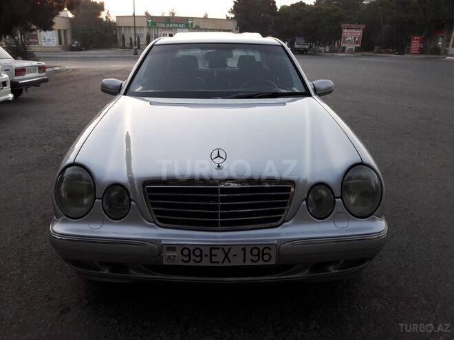 Mercedes E 320 2000, 267,000 km - 3.2 l - Bakı
