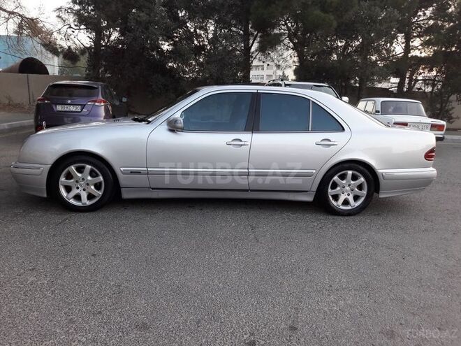 Mercedes E 320 2000, 267,000 km - 3.2 l - Bakı
