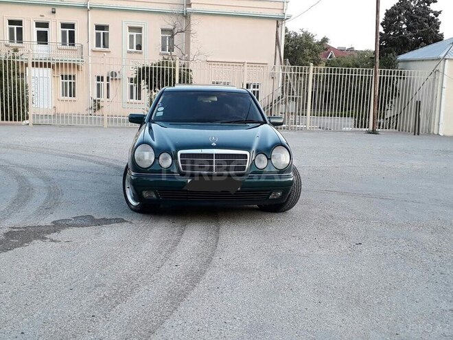 Mercedes E 200 1999, 253,000 km - 2.0 l - Bakı