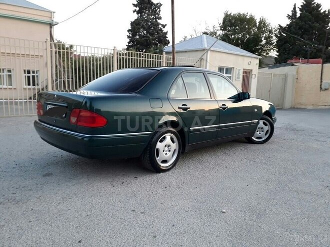Mercedes E 200 1999, 253,000 km - 2.0 l - Bakı