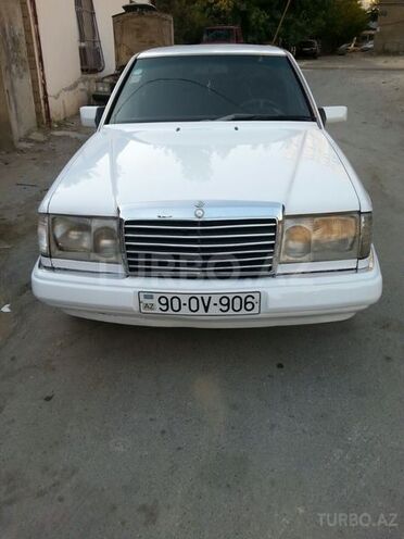 Mercedes E 200 1991, 345,000 km - 2.0 l - Bakı