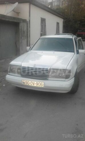 Mercedes E 200 1991, 345,000 km - 2.0 l - Bakı