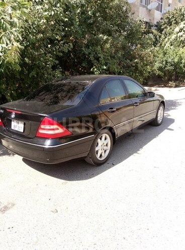 Mercedes C 240 2002, 211,000 km - 2.6 л - Bakı